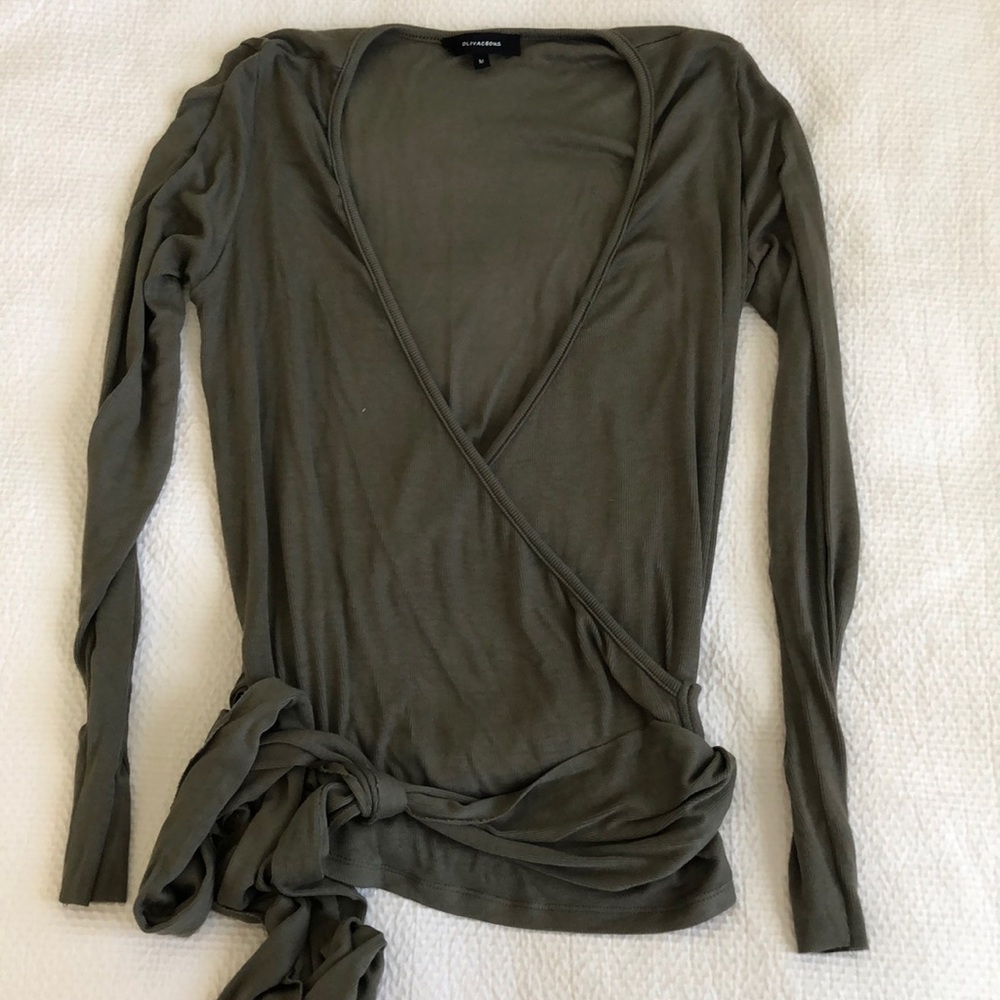 Olivaceous wrap tie top